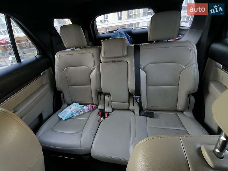 Внедорожник / Кроссовер Ford Explorer 2018 в Киеве