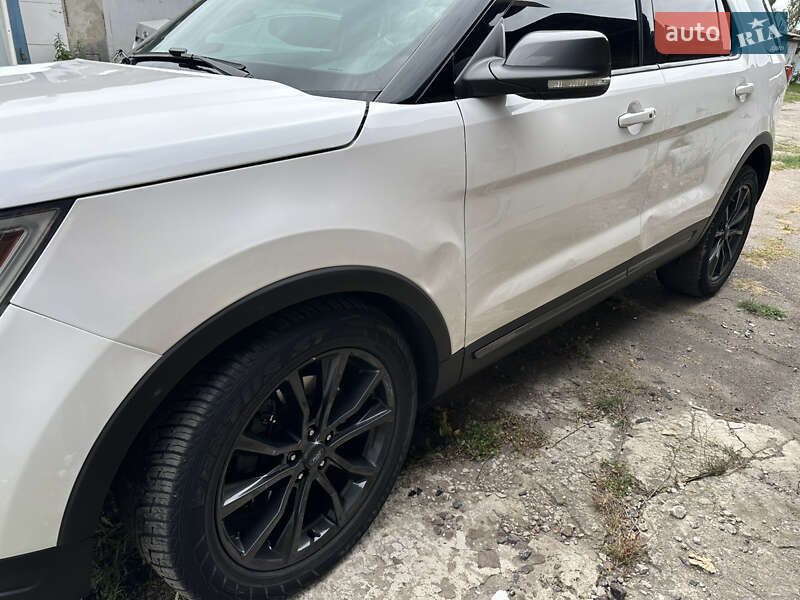Внедорожник / Кроссовер Ford Explorer 2017 в Киеве фото 20 Внедорожник / Кроссовер Ford Explorer 2017 в Киеве