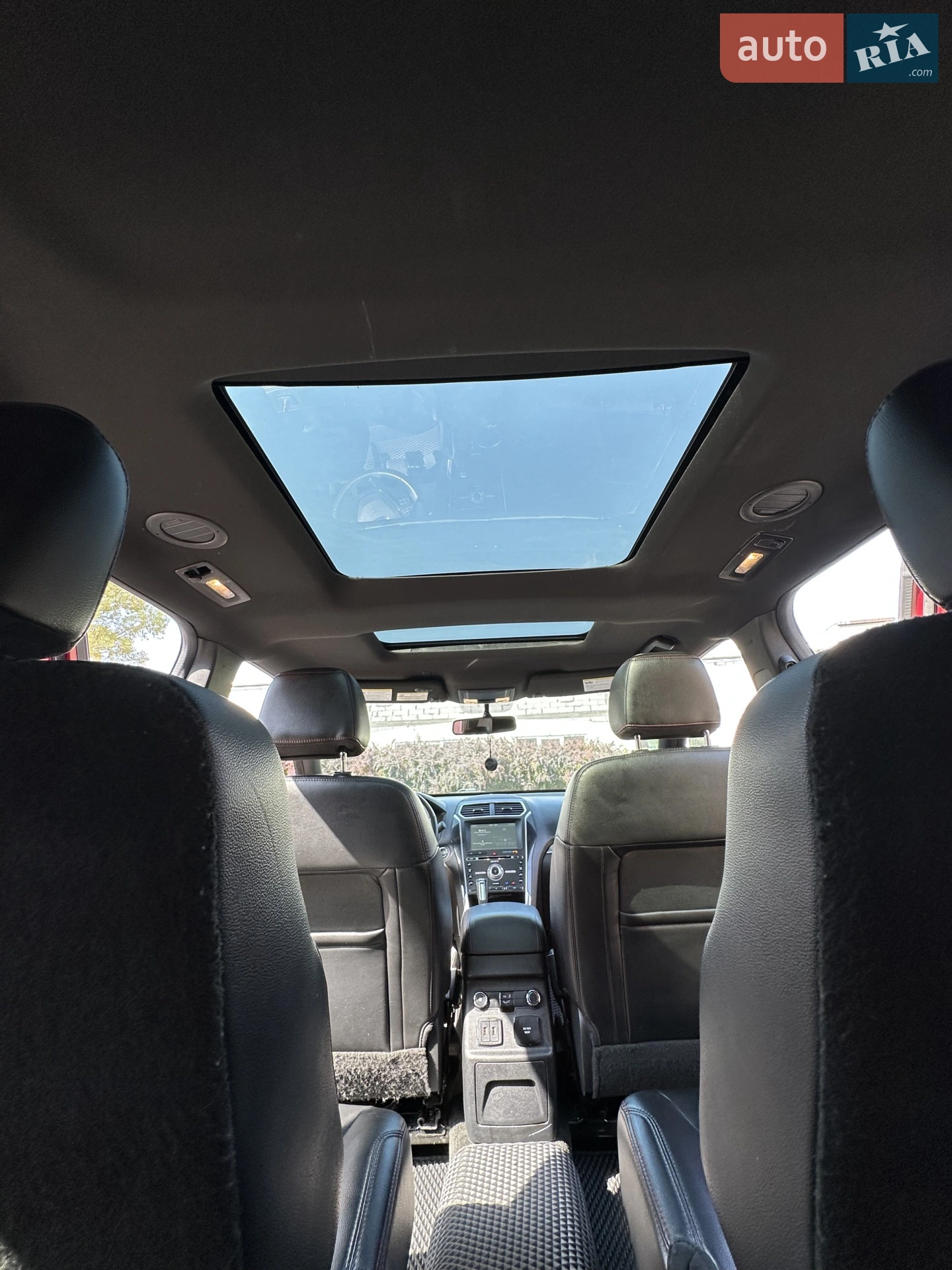 2016 Ford Explorer - мініатюра 19