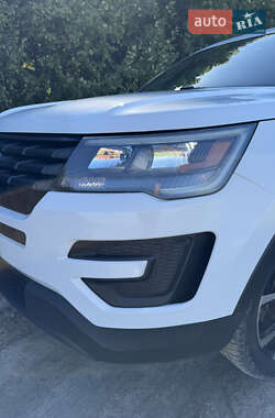 Внедорожник / Кроссовер Ford Explorer 2018 в 