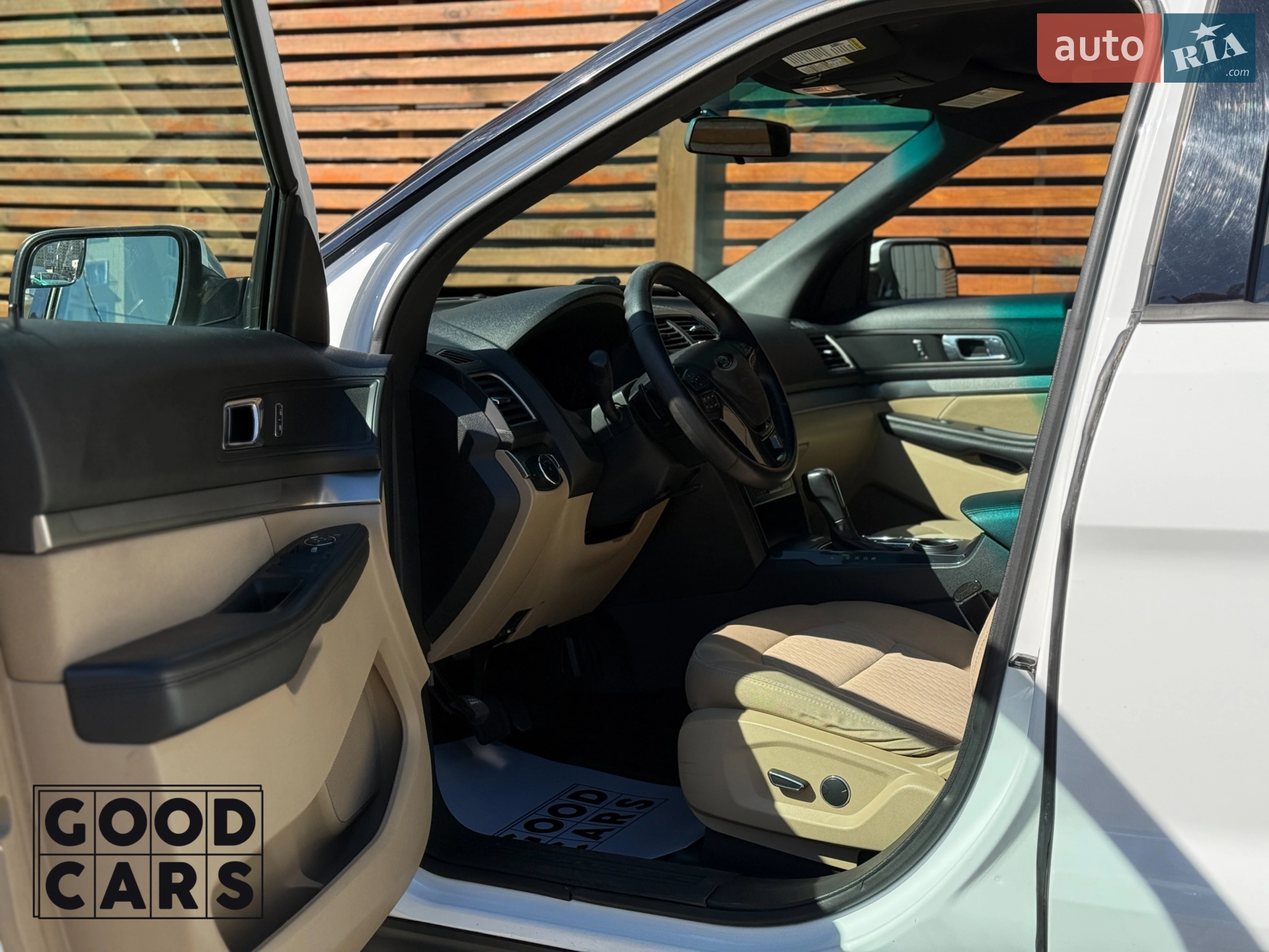 2017 Ford Explorer - мініатюра 15
