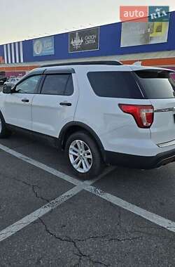 Внедорожник / Кроссовер Ford Explorer 2017 в 