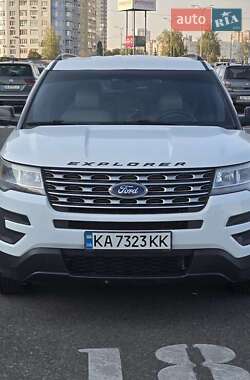 Внедорожник / Кроссовер Ford Explorer 2017 в 