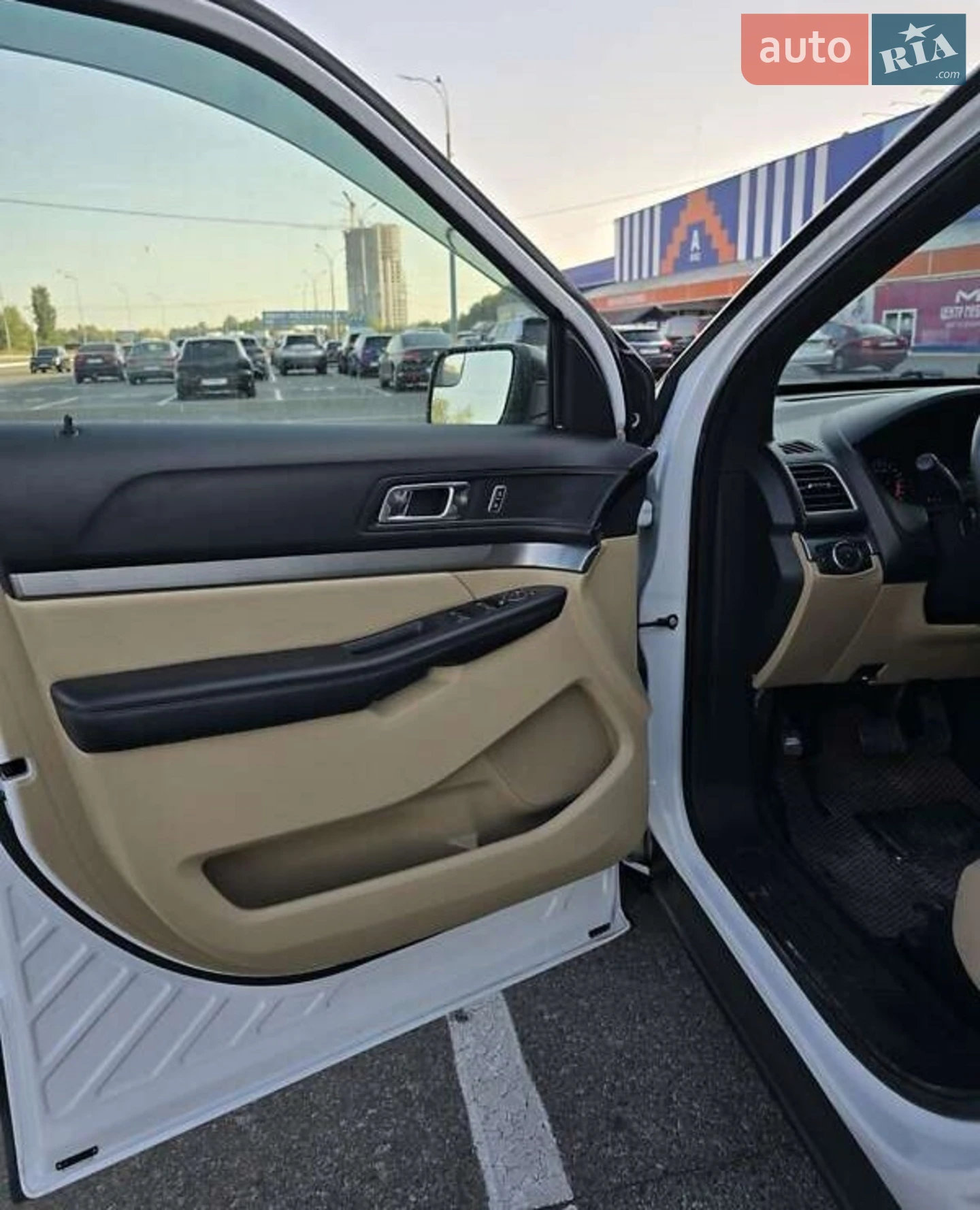 2017 Ford Explorer - мініатюра 10
