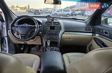 Внедорожник / Кроссовер Ford Explorer 2017 в 