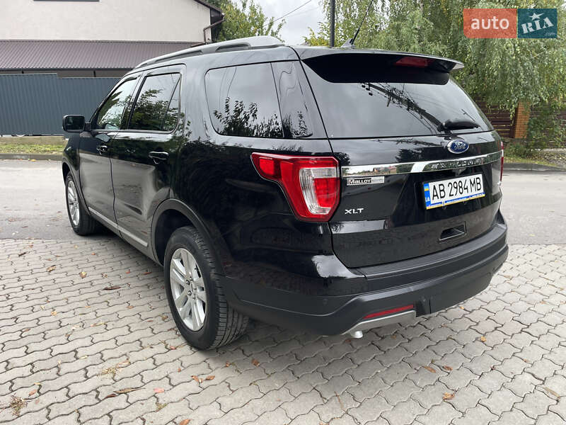 Внедорожник / Кроссовер Ford Explorer 2018 в Виннице