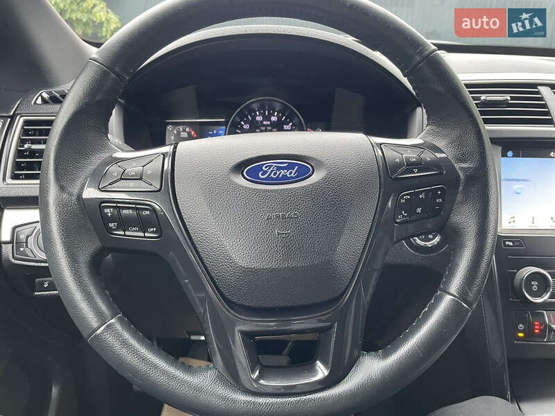 Внедорожник / Кроссовер Ford Explorer 2018 в Виннице