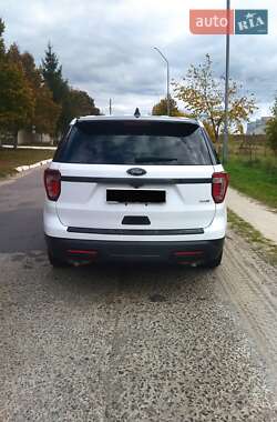 Внедорожник / Кроссовер Ford Explorer 2018 в 