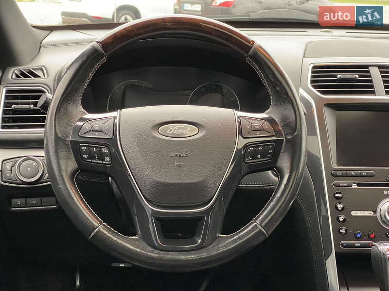 Внедорожник / Кроссовер Ford Explorer 2017 в Киеве фото 15 Внедорожник / Кроссовер Ford Explorer 2017 в Киеве