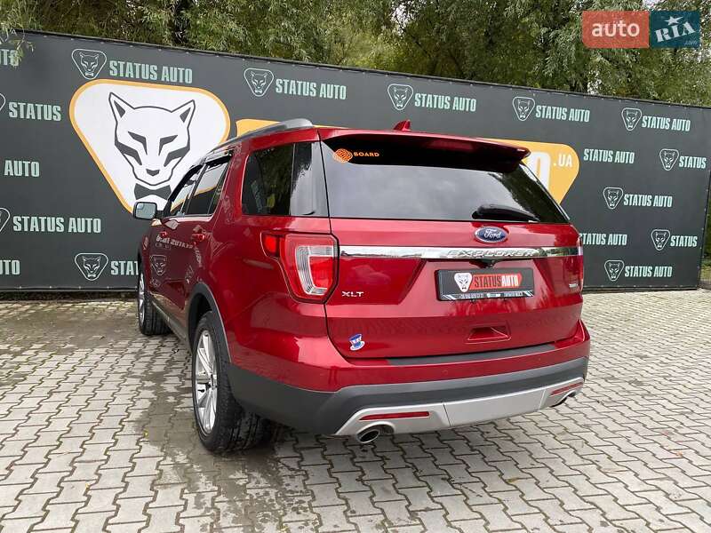 Внедорожник / Кроссовер Ford Explorer 2016 в Хмельницком