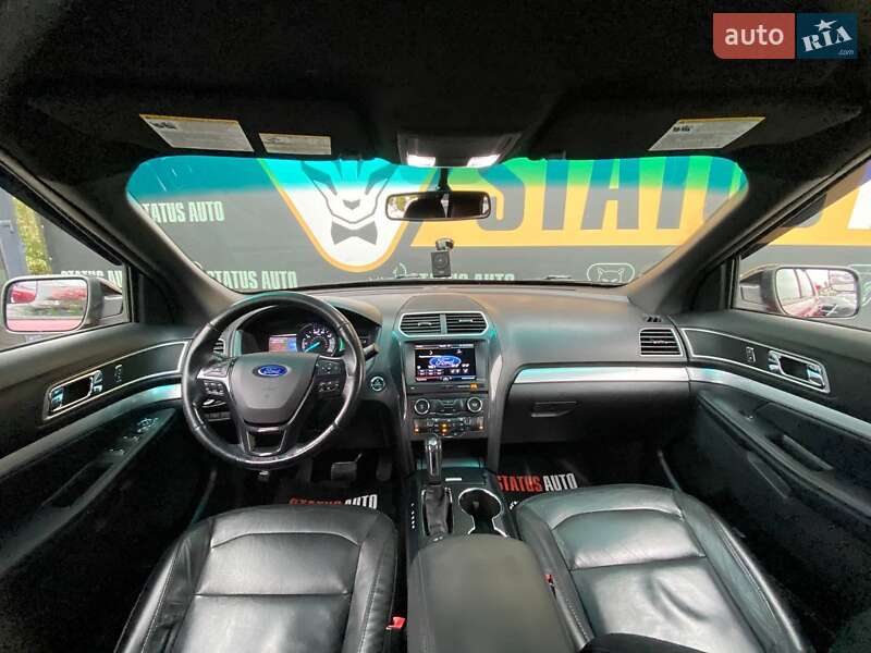 Внедорожник / Кроссовер Ford Explorer 2016 в Хмельницком