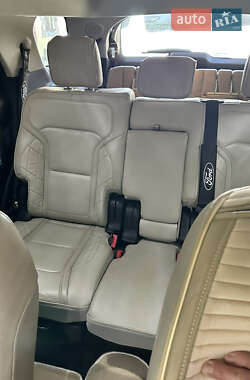 Внедорожник / Кроссовер Ford Explorer 2016 в Черновцах
