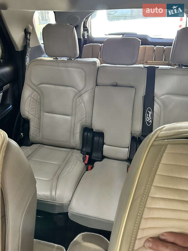 Внедорожник / Кроссовер Ford Explorer 2016 в Черновцах