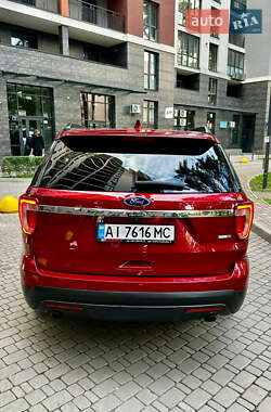 Внедорожник / Кроссовер Ford Explorer 2015 в 