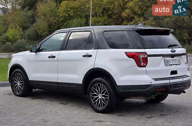 Внедорожник / Кроссовер Ford Explorer 2016 в 