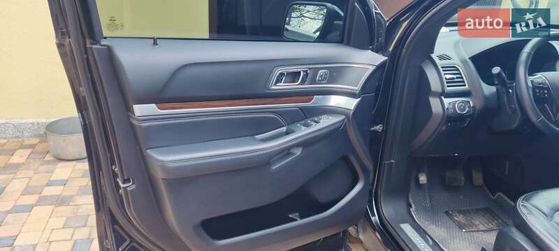 Позашляховик / Кросовер Ford Explorer 2018 в Городищеві фото 11 Позашляховик / Кросовер Ford Explorer 2018 в Городищеві