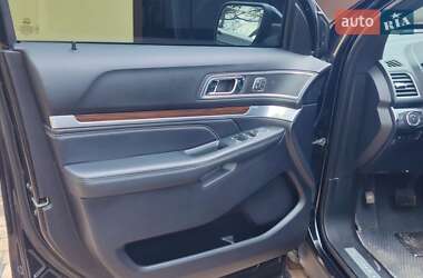 Внедорожник / Кроссовер Ford Explorer 2018 в 