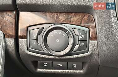 Позашляховик / Кросовер Ford Explorer 2013 в 