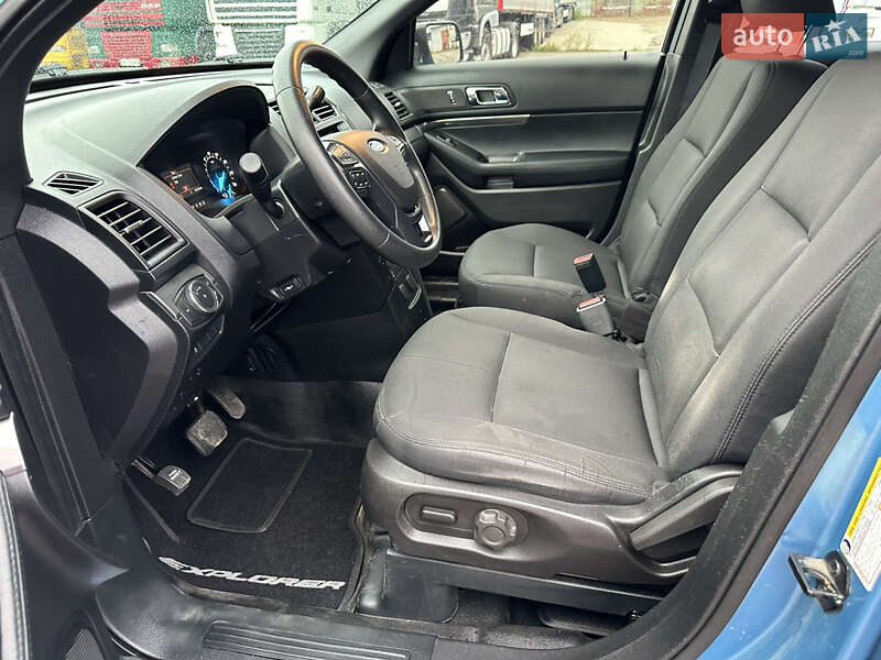 Внедорожник / Кроссовер Ford Explorer 2017 в Виннице