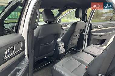 Позашляховик / Кросовер Ford Explorer 2019 в  фото 9 Позашляховик / Кросовер Ford Explorer 2019 в