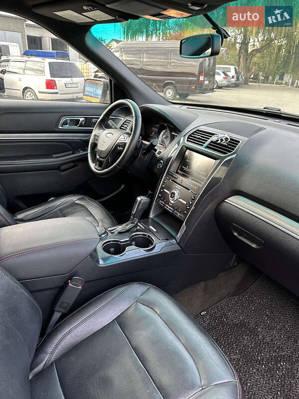 Внедорожник / Кроссовер Ford Explorer 2016 в Владимире фото 12 Внедорожник / Кроссовер Ford Explorer 2016 в Владимире