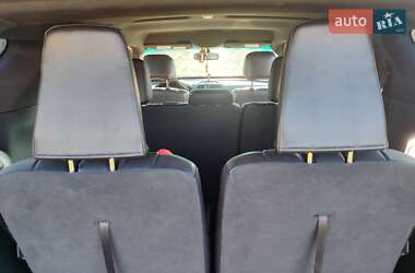 Позашляховик / Кросовер Ford Explorer 2012 в  фото 4 Позашляховик / Кросовер Ford Explorer 2012 в