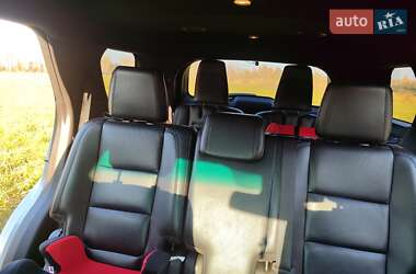 Позашляховик / Кросовер Ford Explorer 2012 в  фото 7 Позашляховик / Кросовер Ford Explorer 2012 в
