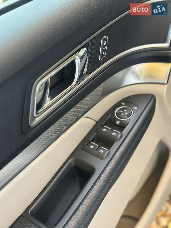Позашляховик / Кросовер Ford Explorer 2018 в Івано-Франківську фото 12 Позашляховик / Кросовер Ford Explorer 2018 в Івано-Франківську
