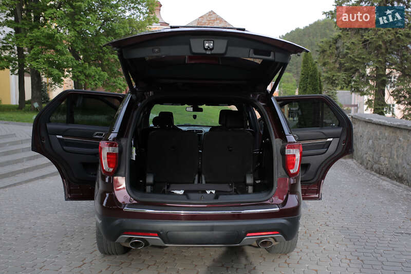 Внедорожник / Кроссовер Ford Explorer 2018 в Кременце