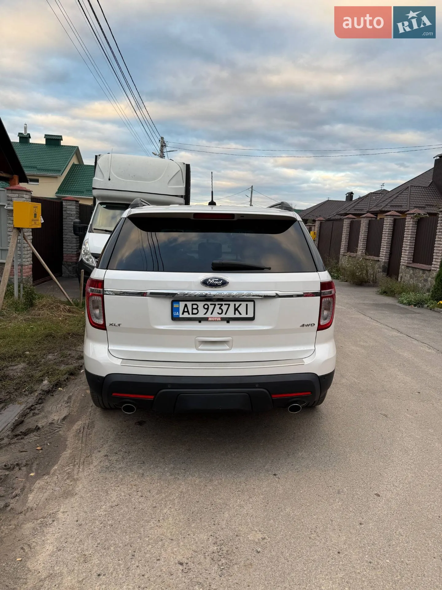 2011 Ford Explorer - мініатюра 5