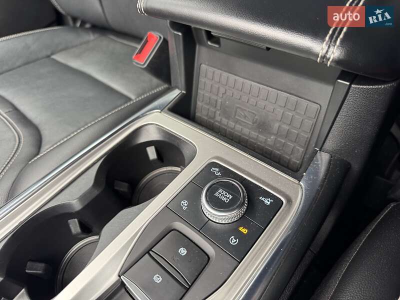 Позашляховик / Кросовер Ford Explorer 2020 в Рівному