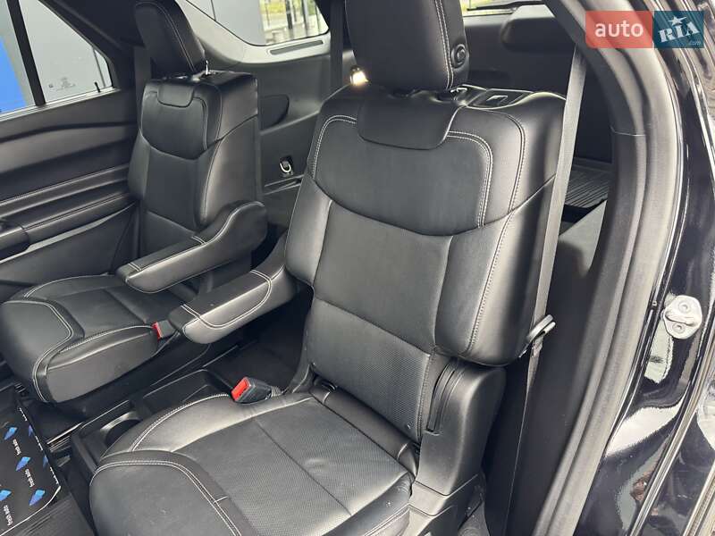 Позашляховик / Кросовер Ford Explorer 2020 в Рівному