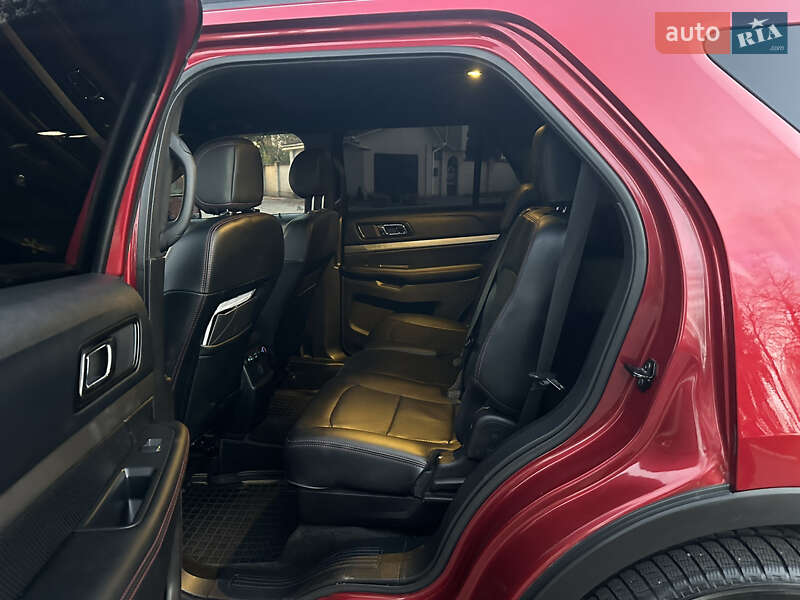 Позашляховик / Кросовер Ford Explorer 2016 в Вінниці