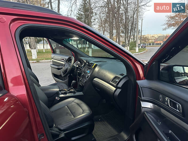 Позашляховик / Кросовер Ford Explorer 2016 в Вінниці