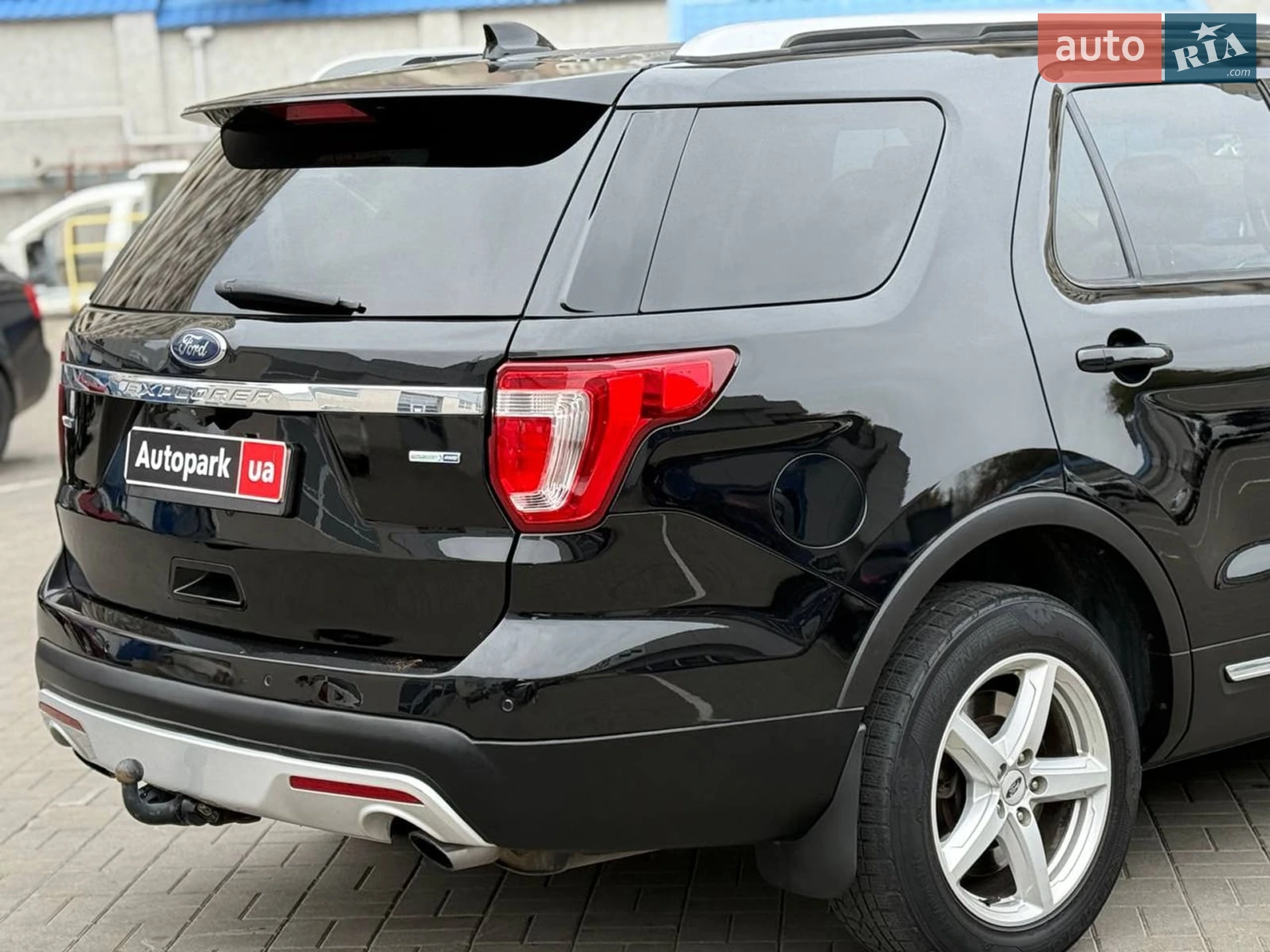 2016 Ford Explorer - мініатюра 8