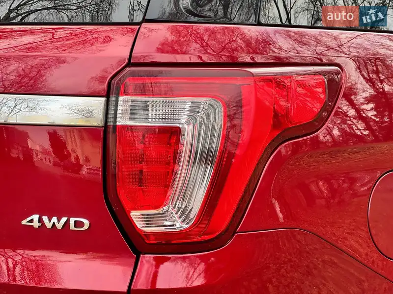 Ford Explorer 2017 VIN 1FM5K8D80HGC91385 фото оголошення 15 з 111