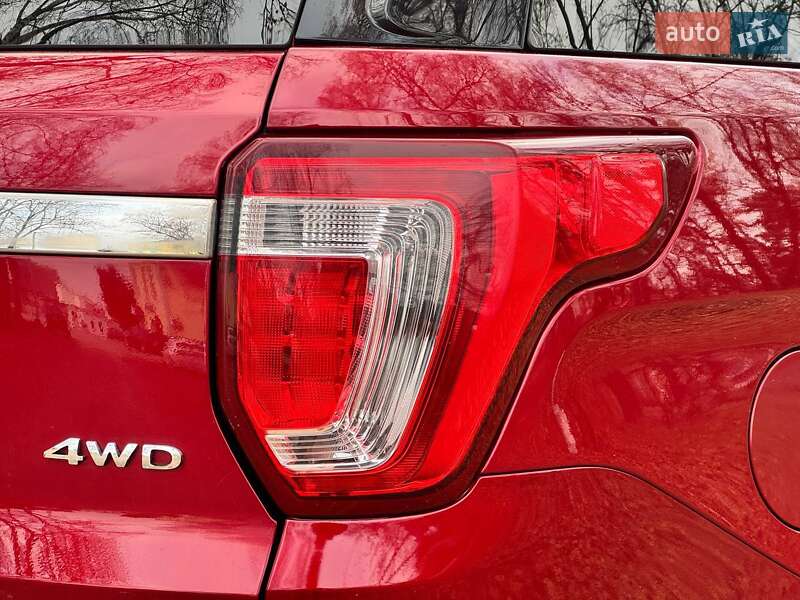 Внедорожник / Кроссовер Ford Explorer 2017 в Ахтырке