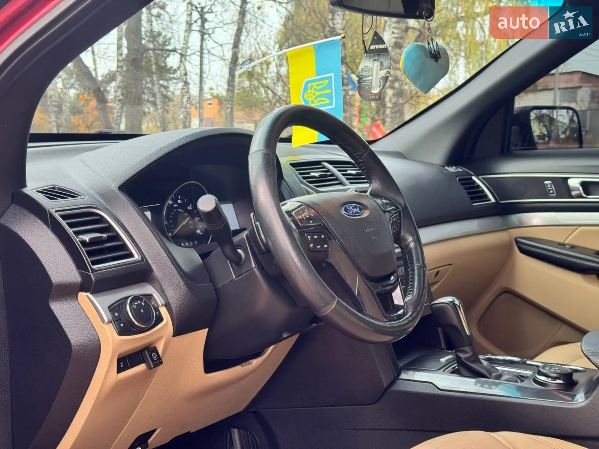 Ford Explorer 2017 VIN 1FM5K8D80HGC91385 фото оголошення 27 з 74
