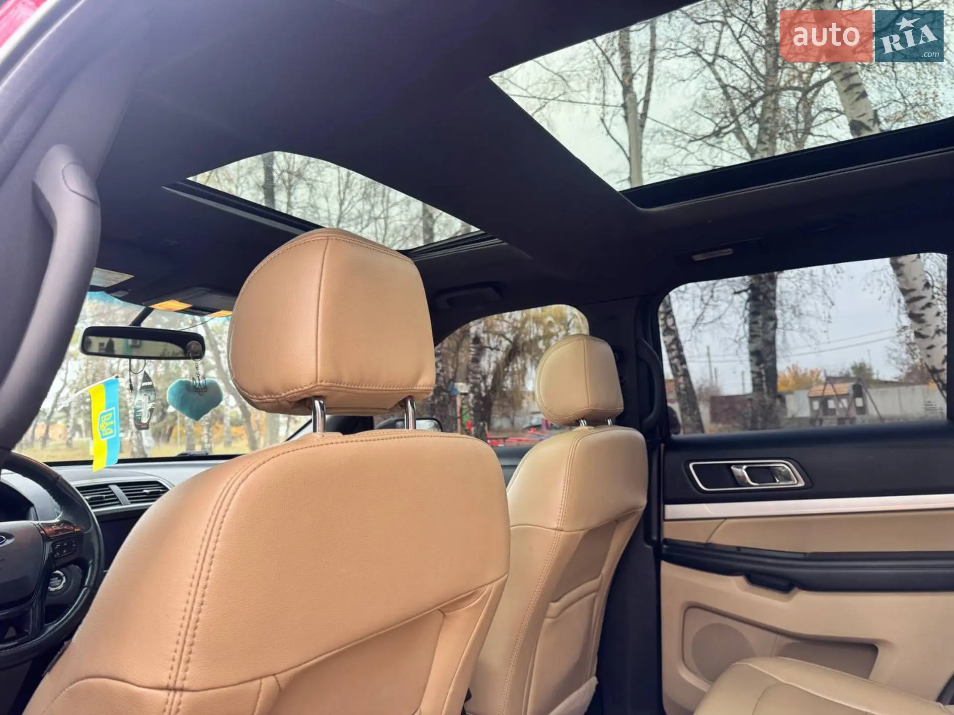 2017 Ford Explorer - мініатюра 44