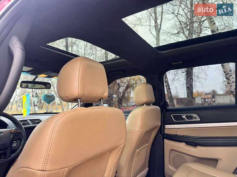 Внедорожник / Кроссовер Ford Explorer 2017 в Ахтырке