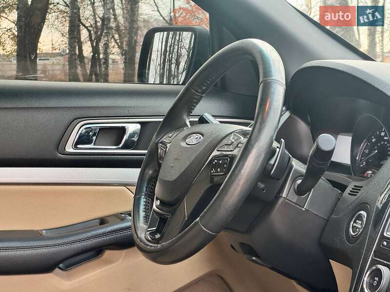 Внедорожник / Кроссовер Ford Explorer 2017 в Ахтырке