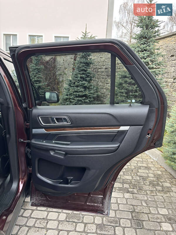 Позашляховик / Кросовер Ford Explorer 2018 в Кременці фото 24 Позашляховик / Кросовер Ford Explorer 2018 в Кременці