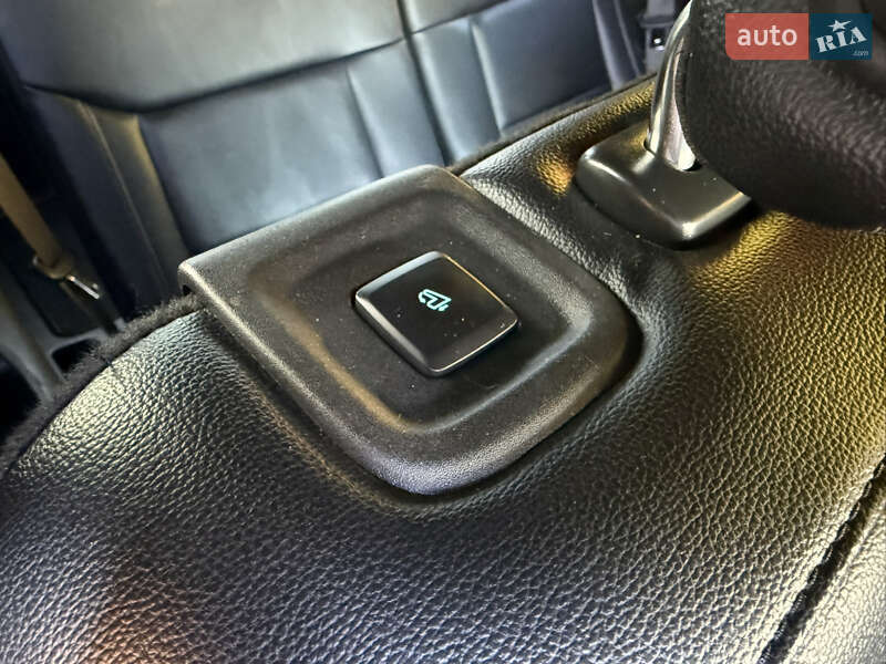 Внедорожник / Кроссовер Ford Explorer 2019 в Ковеле