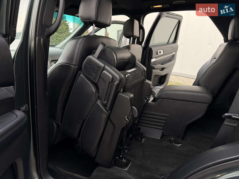Внедорожник / Кроссовер Ford Explorer 2016 в Ивано-Франковске