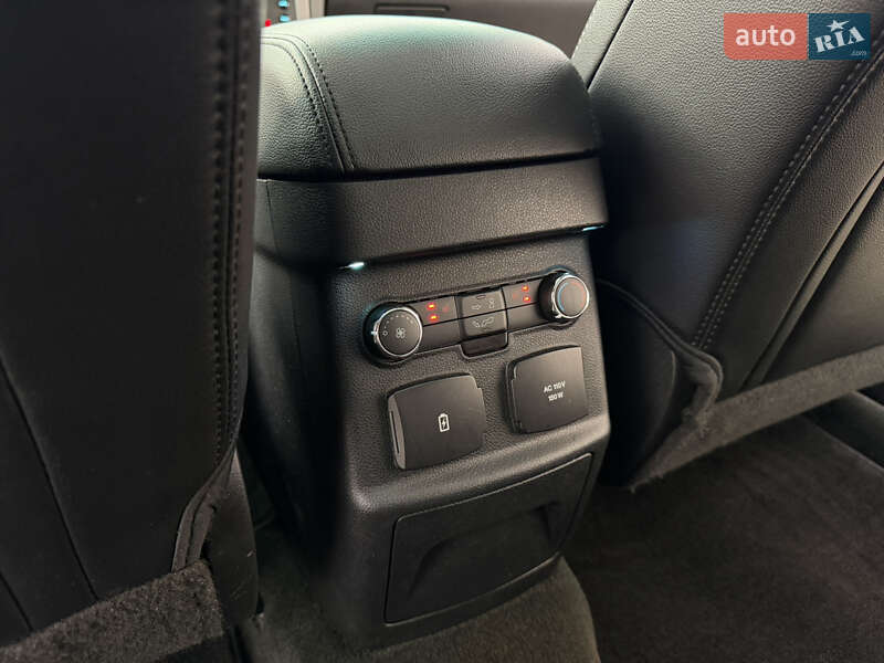 Внедорожник / Кроссовер Ford Explorer 2016 в Ивано-Франковске