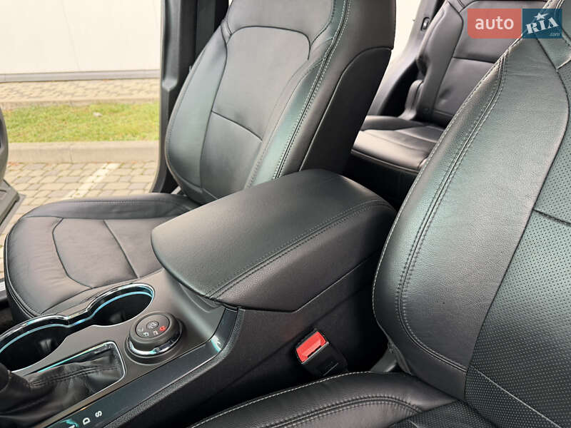 Внедорожник / Кроссовер Ford Explorer 2016 в Ивано-Франковске