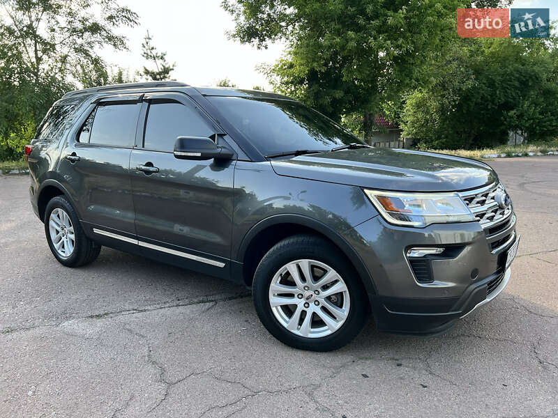 Внедорожник / Кроссовер Ford Explorer 2018 в Чернигове
