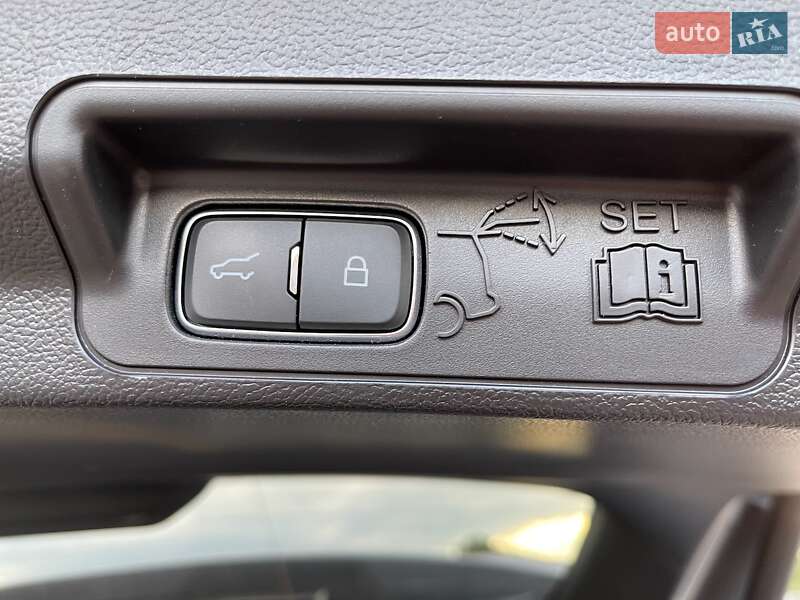 Внедорожник / Кроссовер Ford Explorer 2020 в Киеве