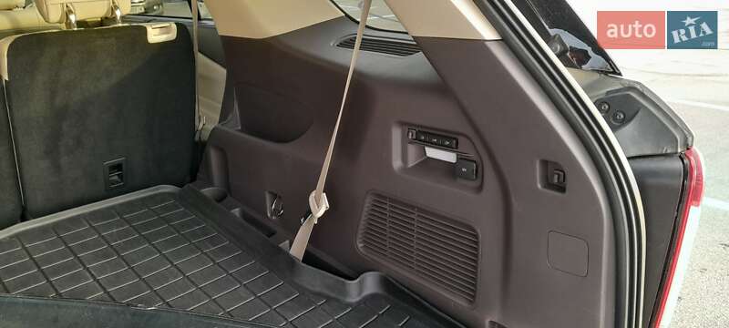 Позашляховик / Кросовер Ford Explorer 2019 в Києві