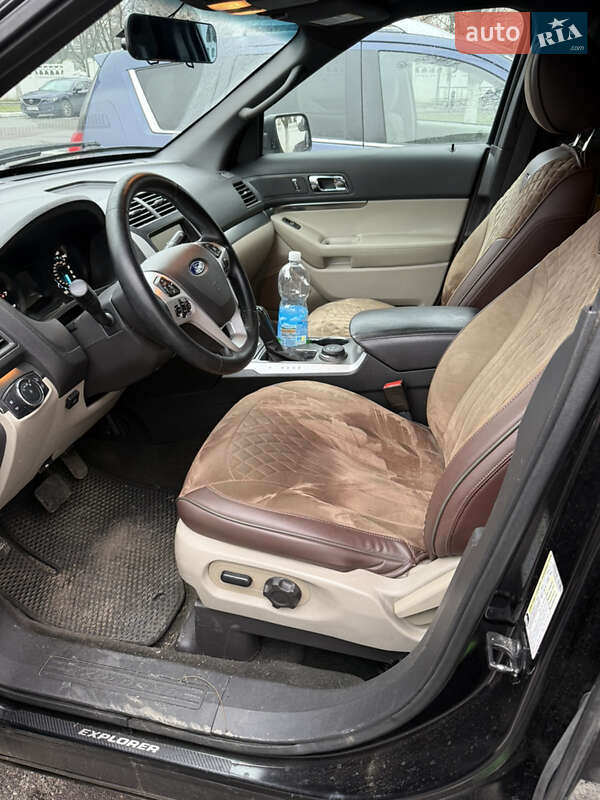 Позашляховик / Кросовер Ford Explorer 2015 в Києві фото 7 Позашляховик / Кросовер Ford Explorer 2015 в Києві